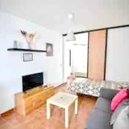 Seaside Retreat: With Sea View Terrace *